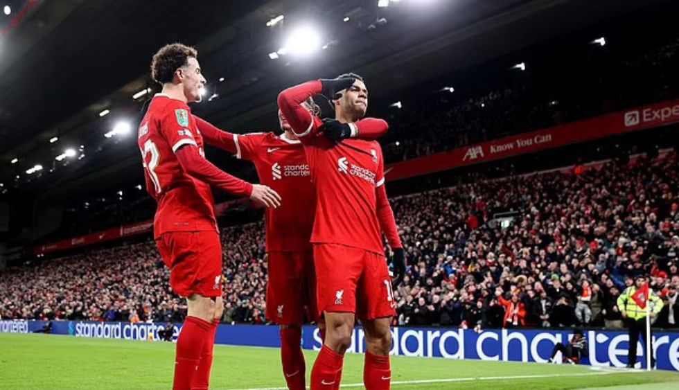 Liverpool came from behind to beat Fulham 2-1 in their Carabao Cup semi-final first leg clash